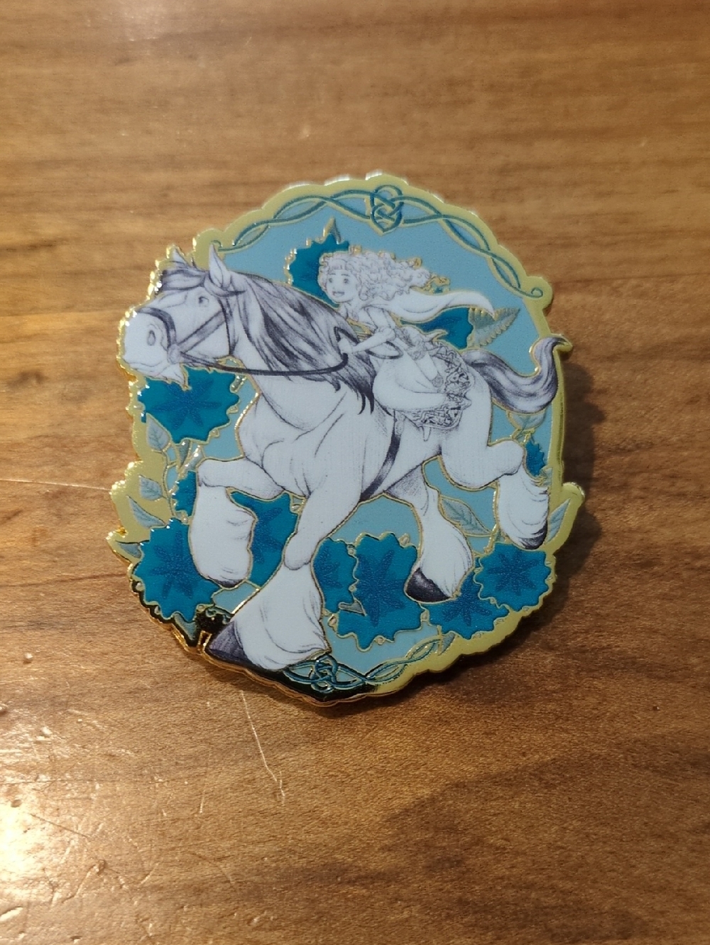 Merida & Angus Pin